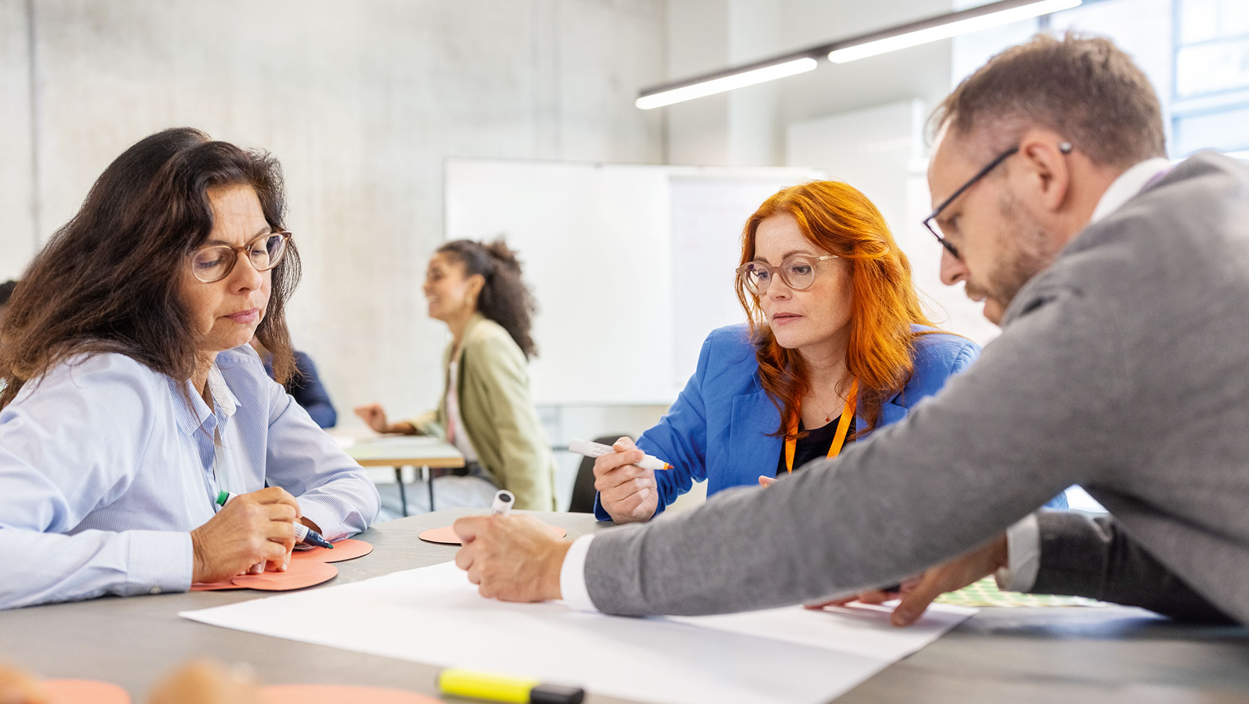 Anhand von praktischen Übungen, Diskussionen und Fallbeispielen vermittelt der Workshop Werkzeuge zur Vermittlung von finanzieller Grundbildung.
